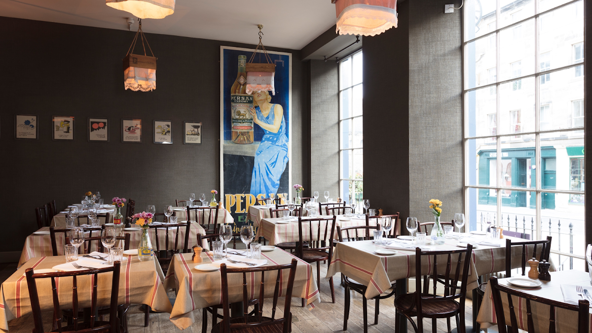 L'escargot Bleu Restaurant And Wine Bar